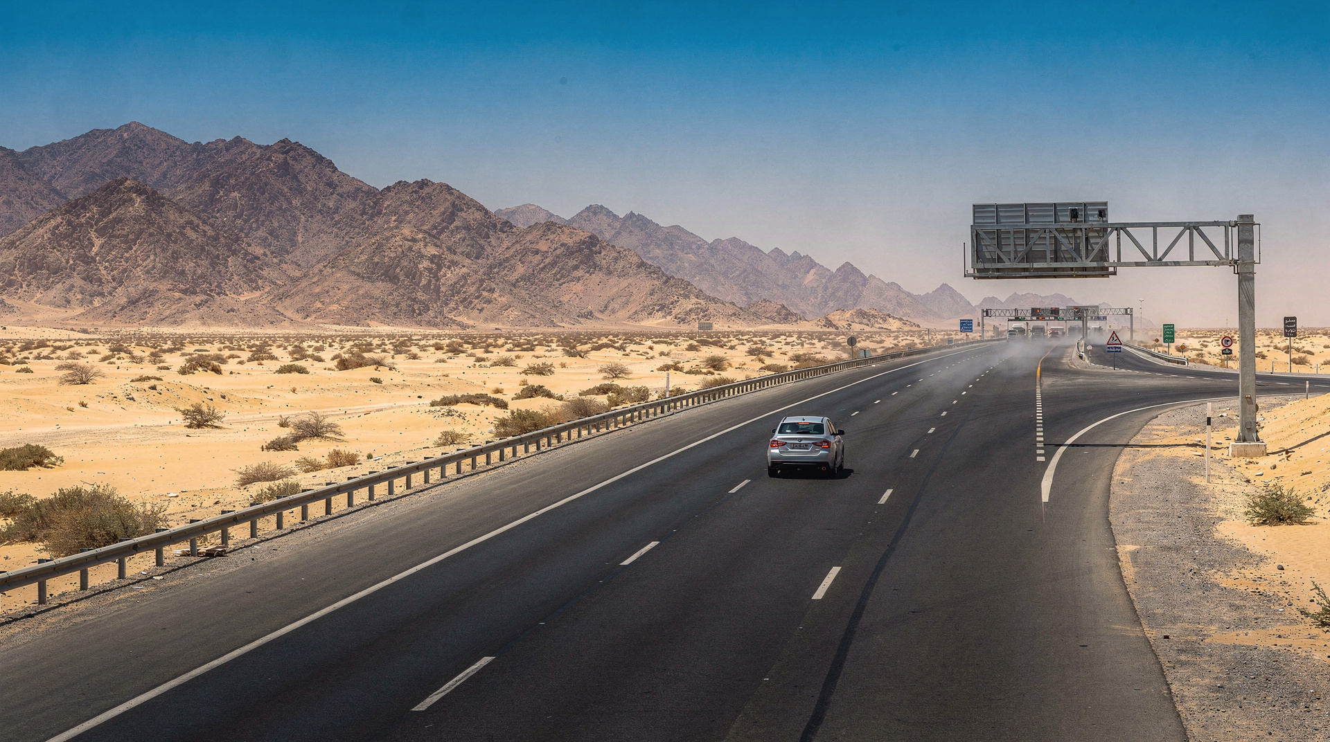 Oman von Dubai aus besuchen: Grenzübergänge, Tagesausflüge und Wochenendeskapaden